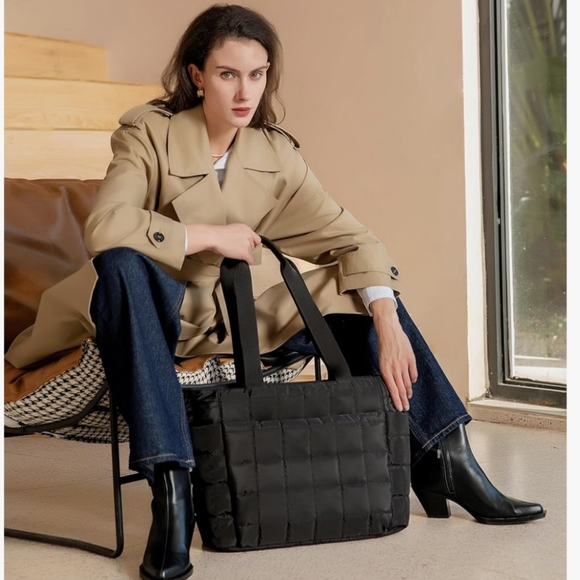 Black Quilted Tote Bag Large NWT - Picture 8 of 16